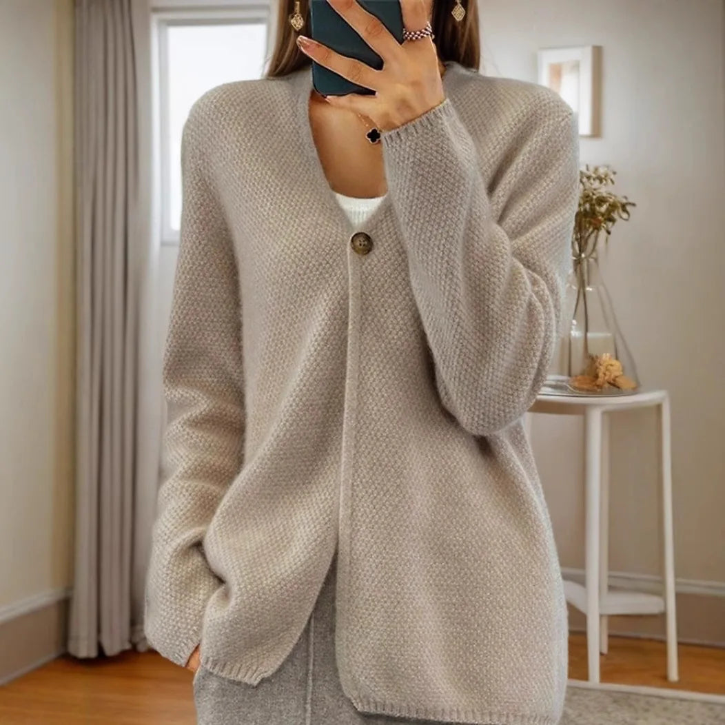 Betina | Miękka swobodna elegancja