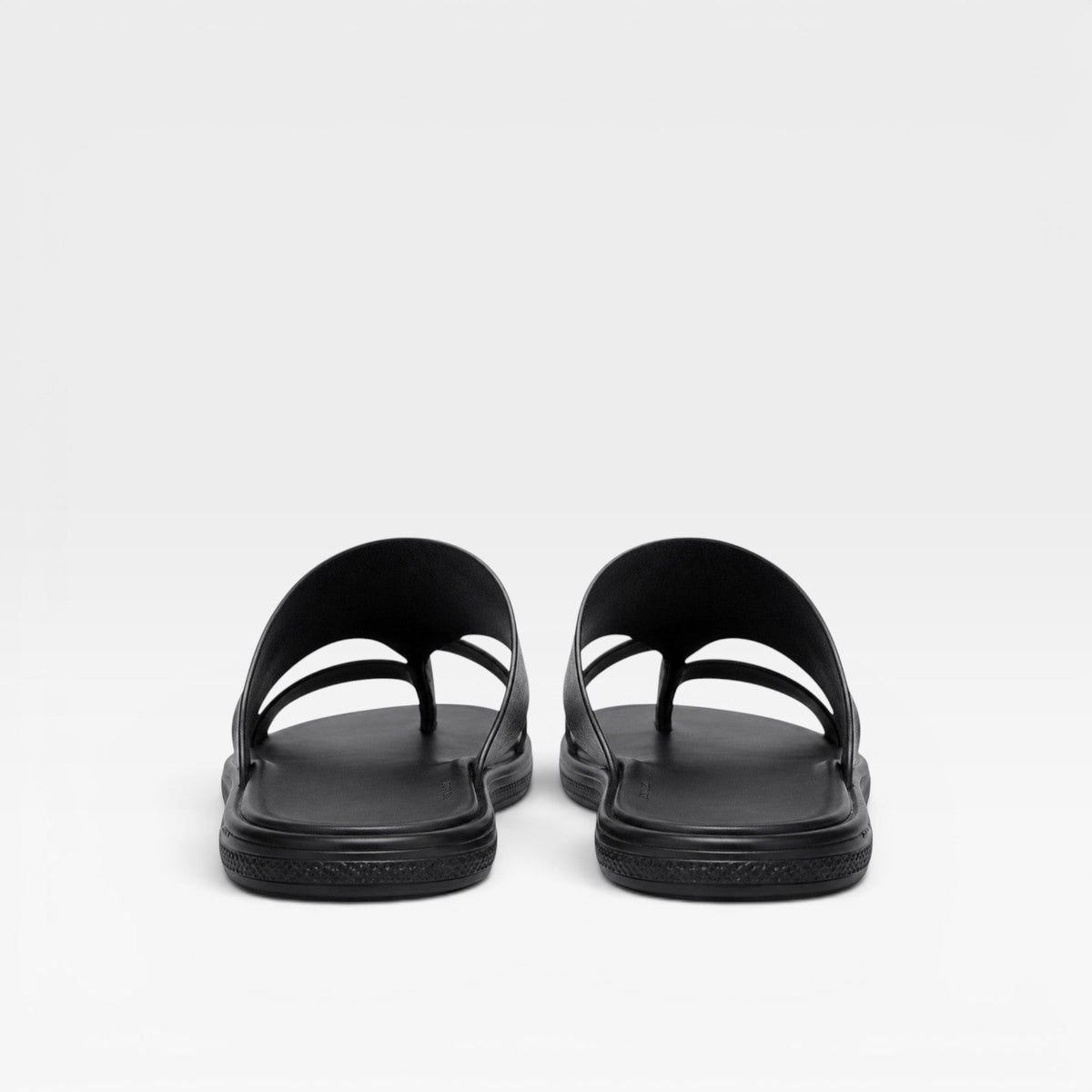 Męskie skórzane sandały wsuwane, elegancki komfort z pętelką na palec