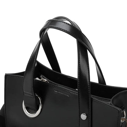 Lydia | Elegancka minimalistka