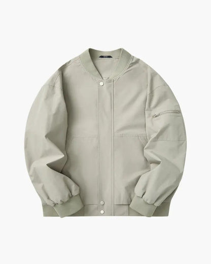 Minimalistyczna kurtka bomber