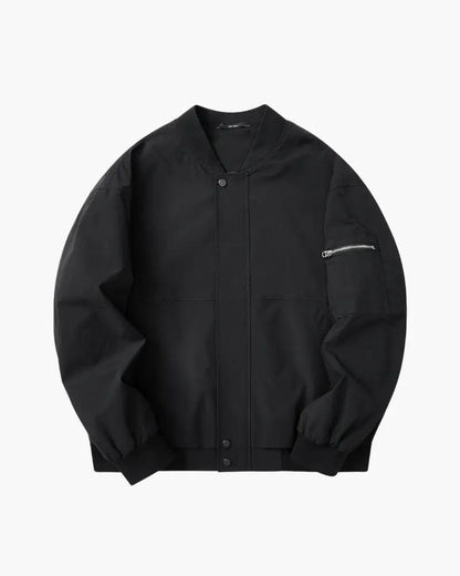 Minimalistyczna kurtka bomber